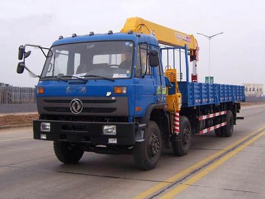 程力專(zhuān)用汽車(chē)股份銷(xiāo)售十八分公司 隨車(chē)起重運(yùn)輸車(chē)，專(zhuān)業(yè)運(yùn)輸解決方案的可靠選擇